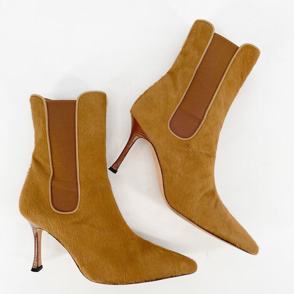 Manolo Blahnik Vintage Ponyhair Camel Brown Heeled Chelsea Ankle Boots IT 37 - Picture 4 of 12